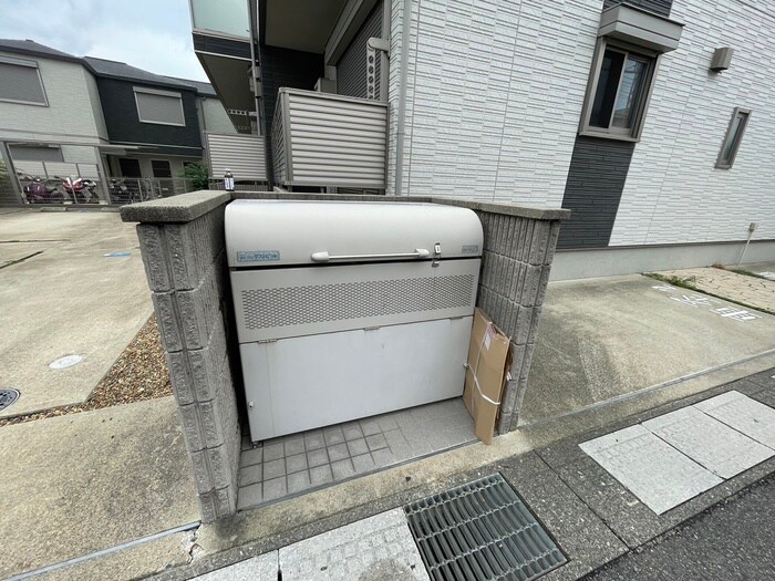 物件外観写真4　(建物設備)