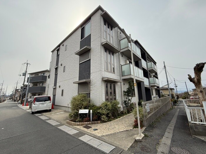 物件外観写真5　(外観写真)