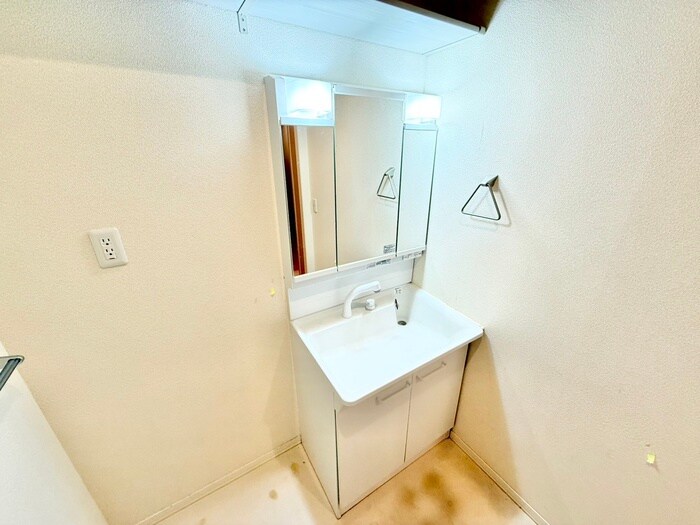 物件内観写真14　(洗面)