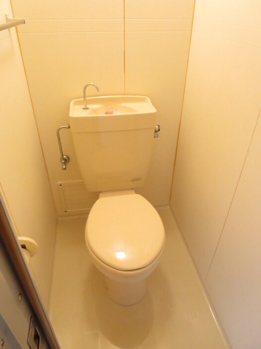 物件内観写真13　(トイレ)