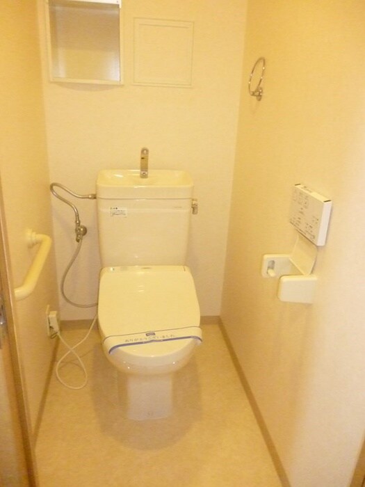 物件内観写真12　(トイレ)