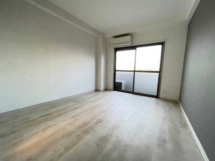 物件内観写真6　(居室)