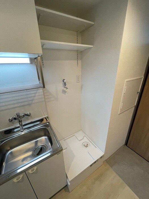 物件内観写真17　(洗濯機置場)