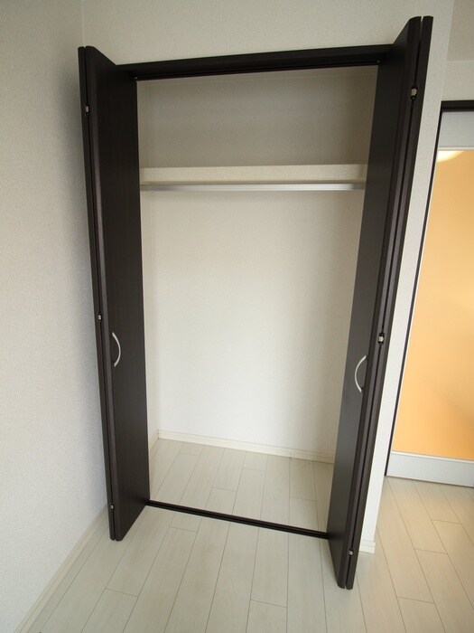 物件内観写真18　(居室)