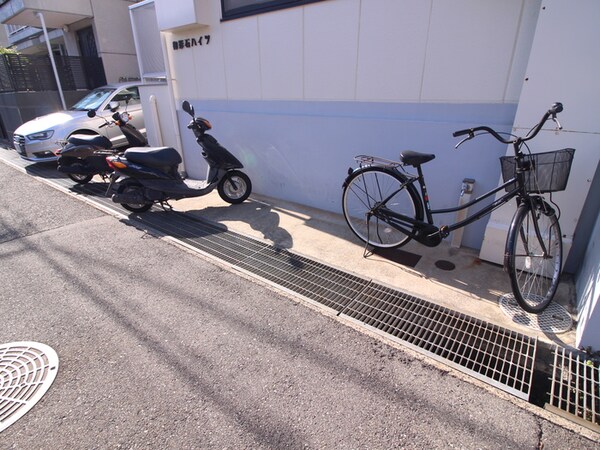 駐輪場