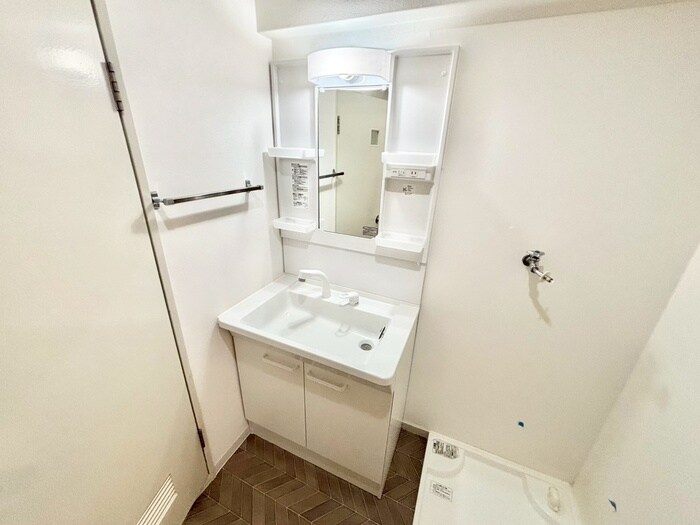 物件内観写真11　(洗面)