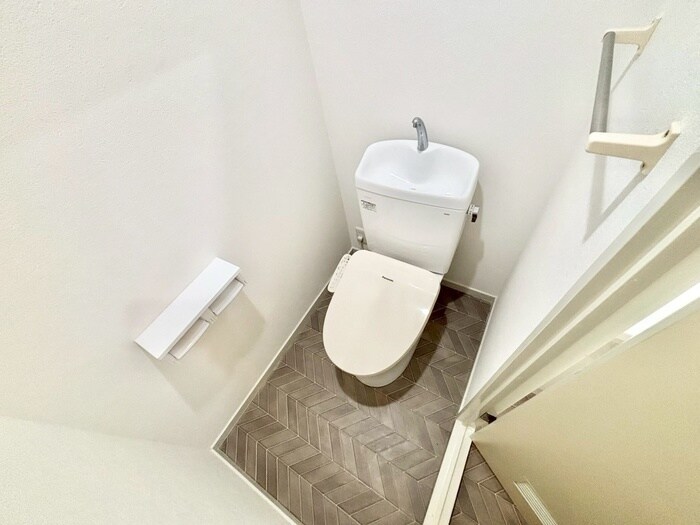 物件内観写真12　(トイレ)