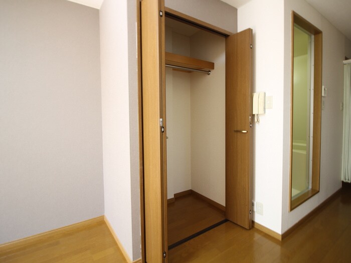 物件内観写真11　(収納)