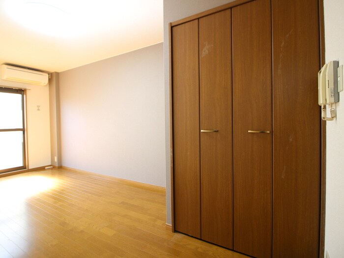 物件内観写真19　(居室)