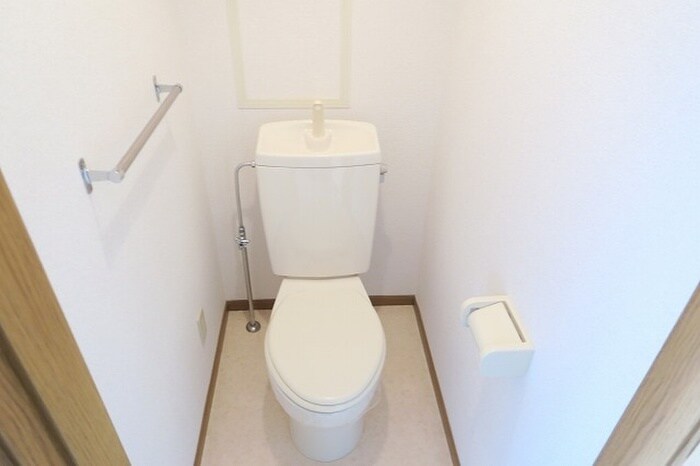 物件内観写真12　(トイレ)