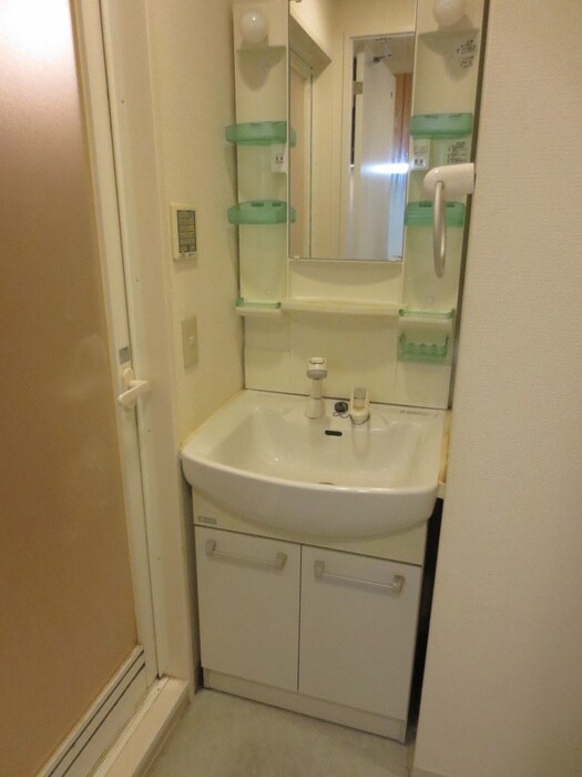 物件内観写真8　(洗面)