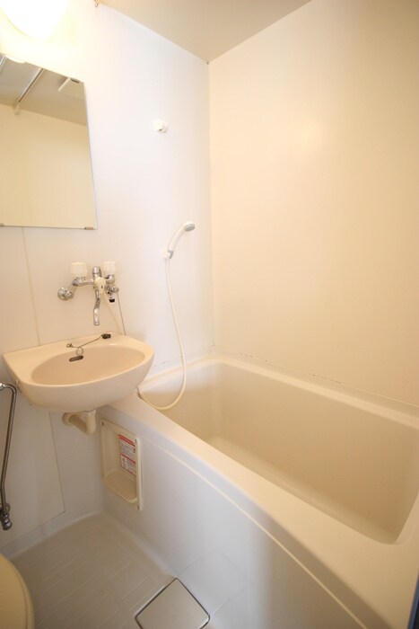 物件内観写真12　(バス／シャワールーム等)