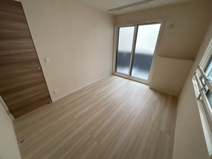 物件内観写真9　(居室)