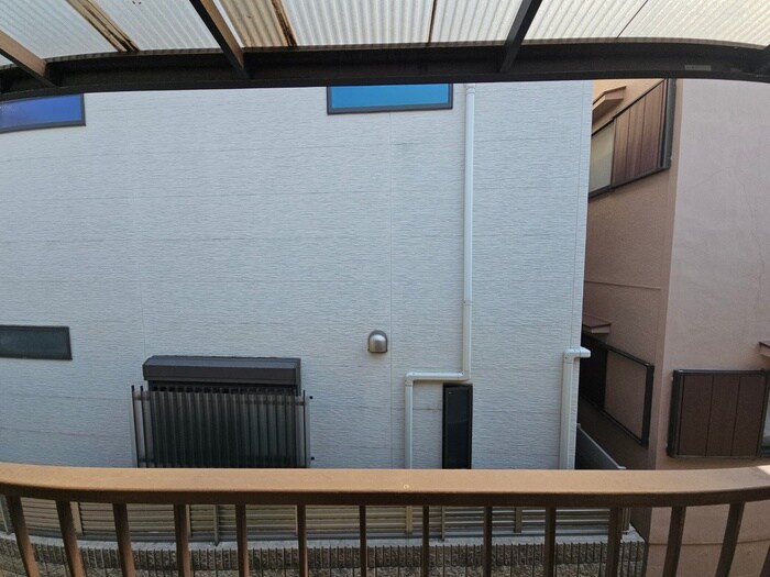 物件内観写真13　(室内からの展望)