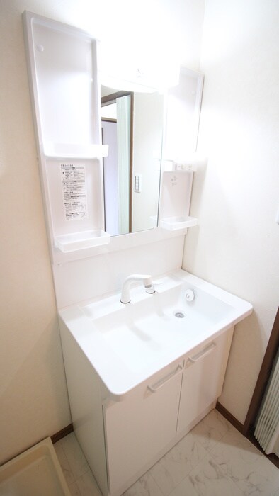 物件内観写真11　(洗面)