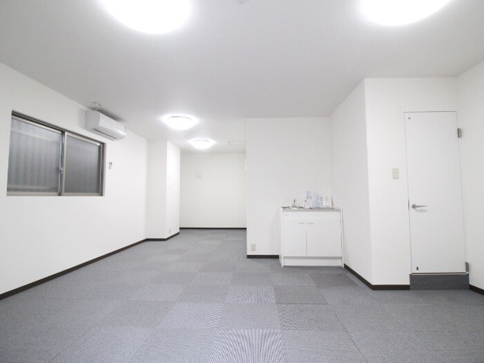 物件内観写真22　(居室)