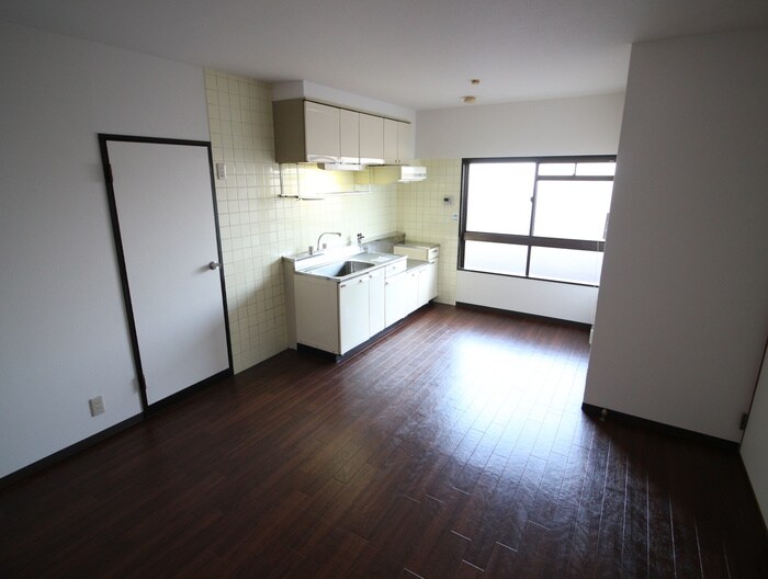 物件内観写真9　(居室)