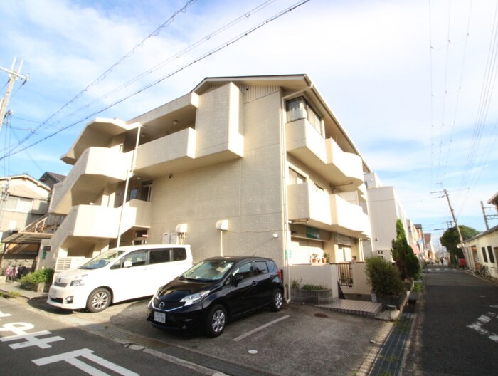 物件外観写真3　(外観写真)