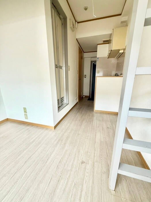 物件内観写真8　(居室)