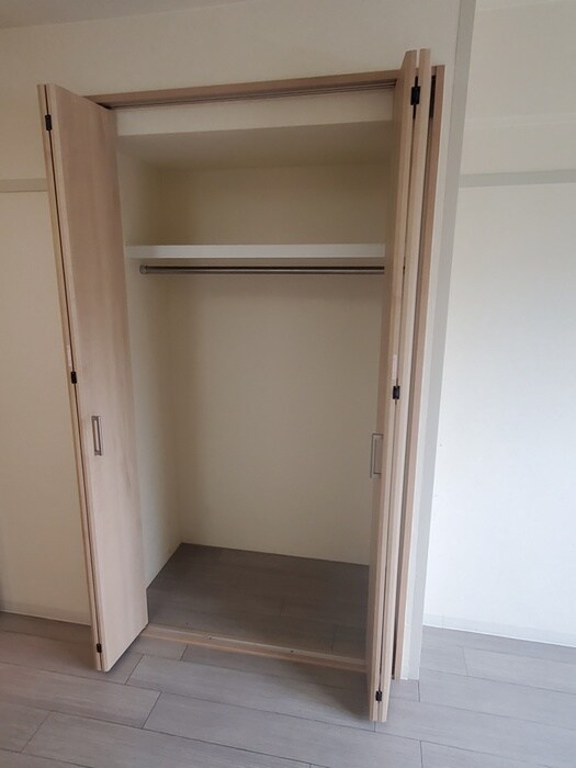 物件内観写真9　(収納)