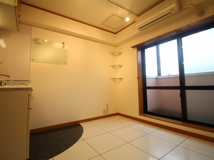 物件内観写真12　(居室)