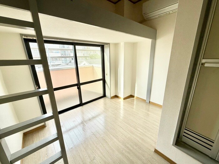 物件内観写真18　(居室)