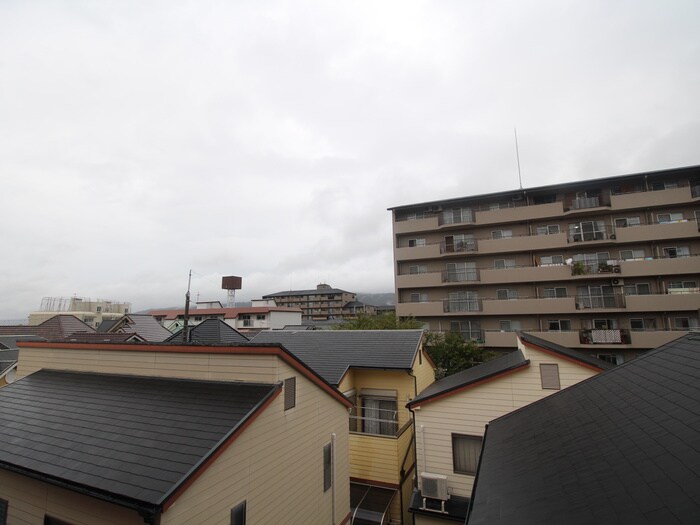 物件内観写真19　(室内からの展望)