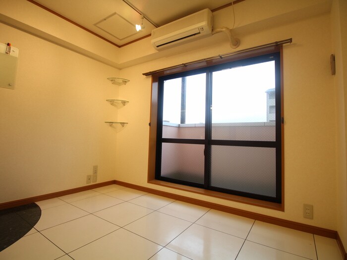 物件内観写真19　(居室)