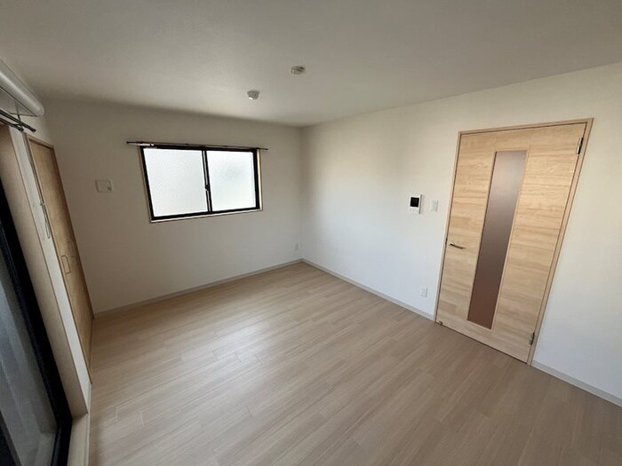 物件内観写真6　(居室)