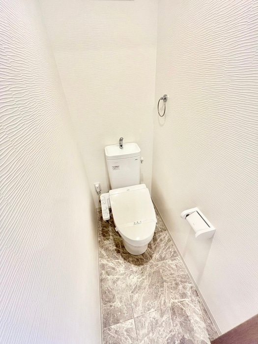 物件内観写真11　(トイレ)