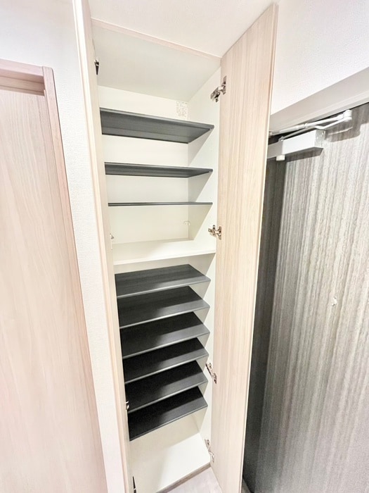 物件内観写真16　(靴箱)