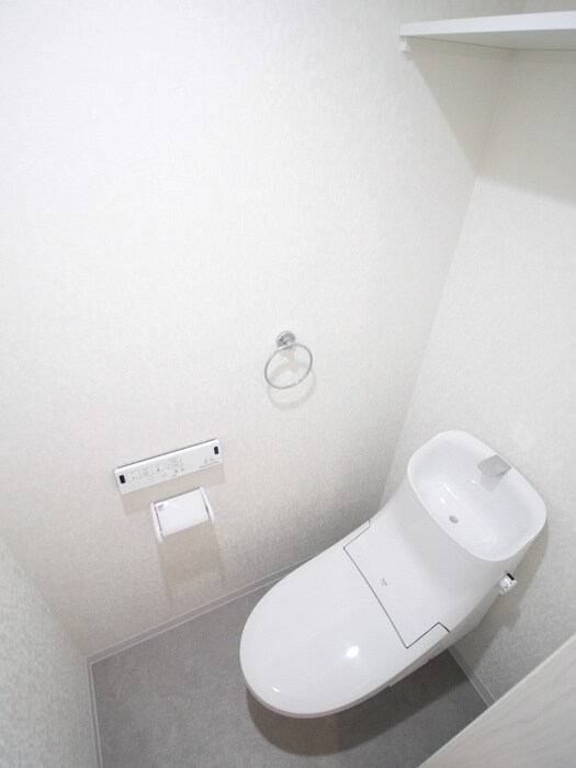 物件内観写真10　(トイレ)