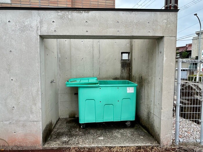 物件外観写真6　(建物設備)