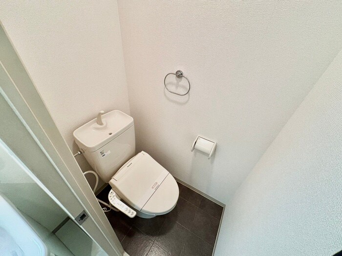 物件内観写真12　(トイレ)