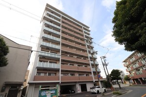 ﾚｼﾞｭｰﾙｱｯｼｭｱｰﾊﾞﾝｹﾞｰﾄ(301)外観写真