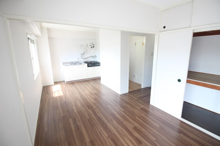 物件内観写真10　(居室)