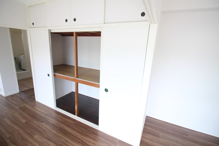 物件内観写真11　(収納)