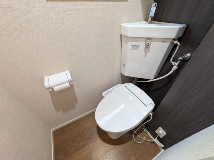 物件内観写真12　(トイレ)