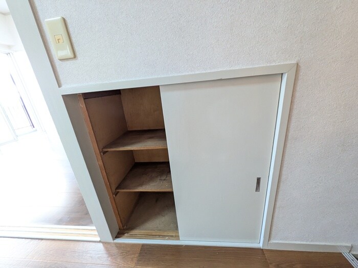 マンション本多の靴箱