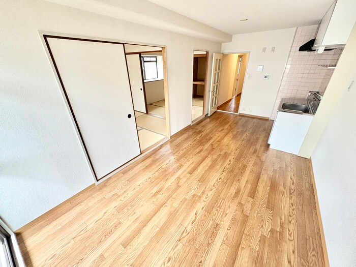 物件内観写真7　(居室)