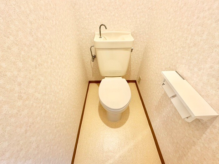 物件内観写真12　(トイレ)