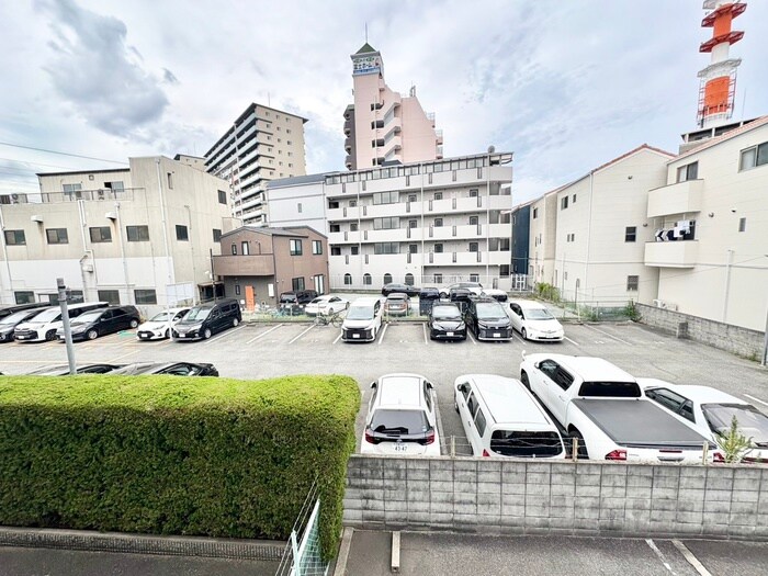 物件内観写真22　(室内からの展望)