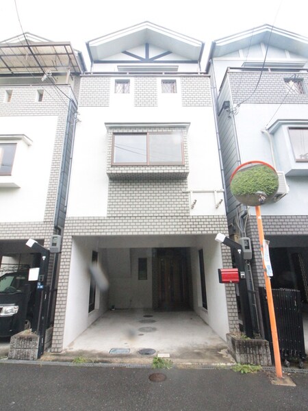 大東市中垣内戸建住宅外観写真
