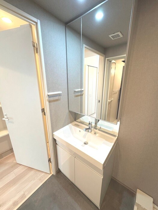 物件内観写真9　(洗面)