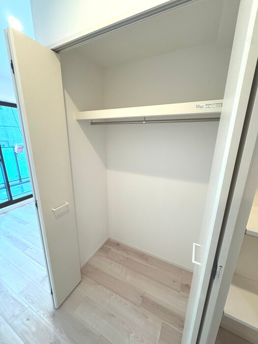 物件内観写真15　(収納)