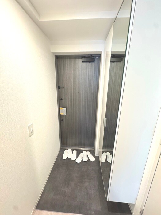 物件内観写真16　(玄関)