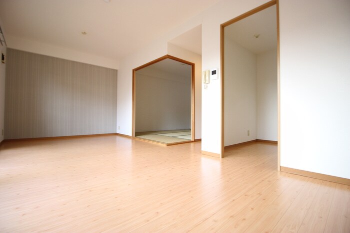 物件内観写真7　(居室)