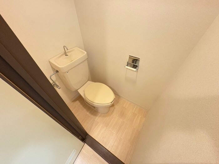 物件内観写真13　(トイレ)