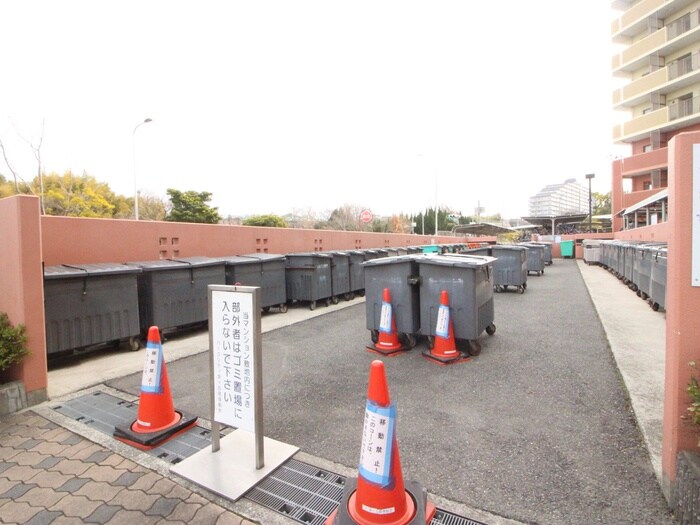 物件外観写真6　(建物設備)