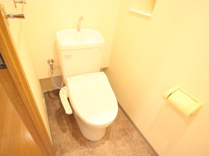 物件内観写真11　(トイレ)